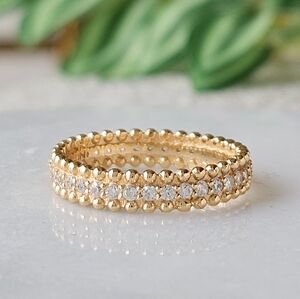 Gold Tone Eternity ring band, Charmed Aroma